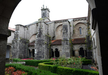 L'église Santa Maria du Sar à Santiago de Compostela