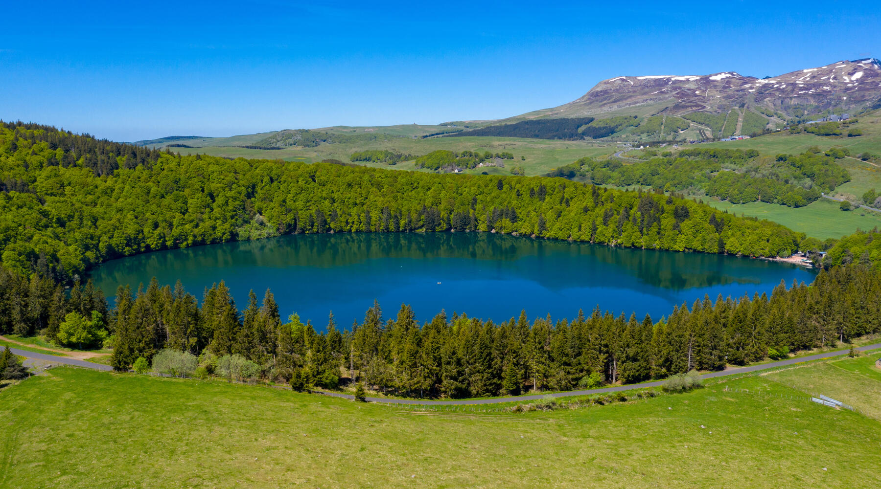 Randonnée Auvergne Lacs et Volcans d'Auvergne
