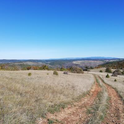 Randonnée liberté en Aveyron, le tour du Larzac