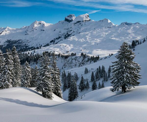 Alpes : Le tour du Queyras en hiver en raquettes