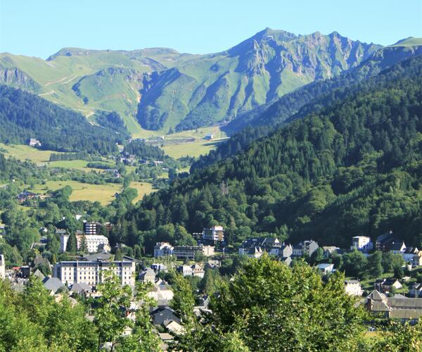 Auvergne : Massif du Sancy en étoile