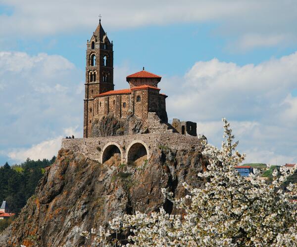 Compostelle Grand confort : Le Puy en Velay - La Grange des enfants