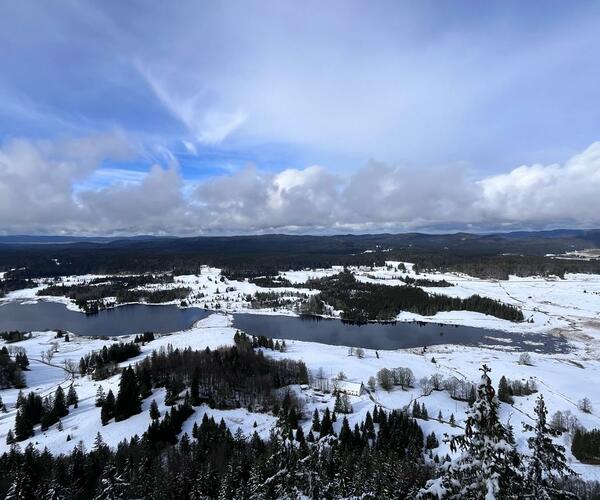 Jura : Raquettes et détente dans le Jura