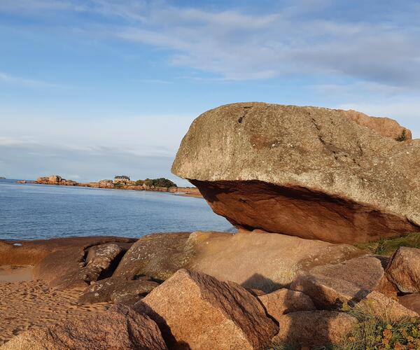 Bretagne : La côte de Granit Rose, de la Pointe du Château à Lannion