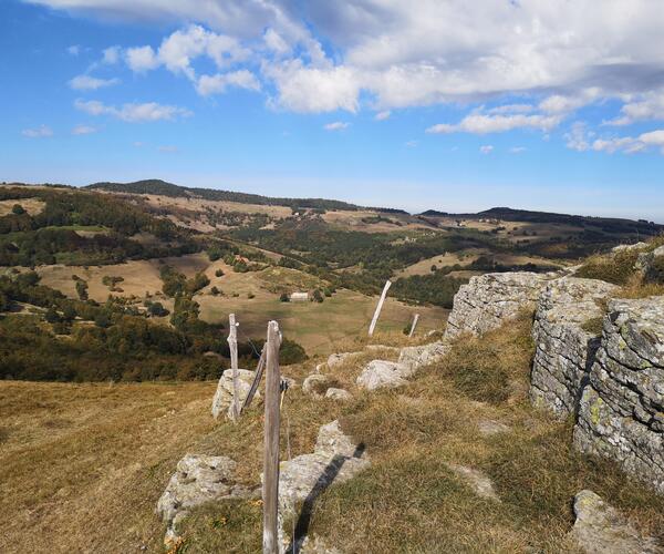 Ardèche : Les monts d&#039;Ardèche et ligne de partage des eaux