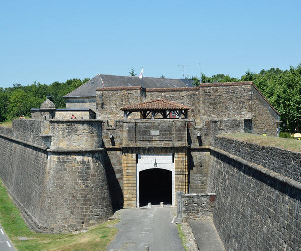 Aire sur L&#039;Adour - Saint Jean Pied de Port