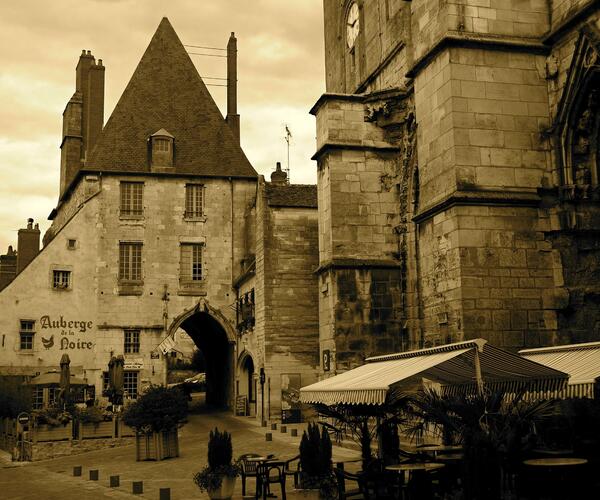 De Vézelay à Bourges