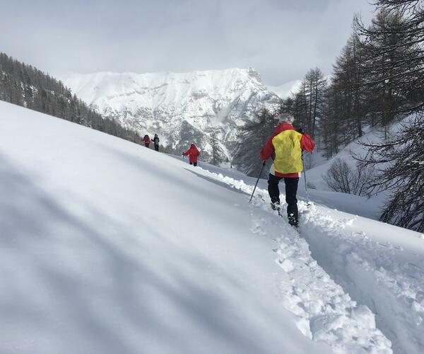 Alpes : La vallée de Névache en raquettes