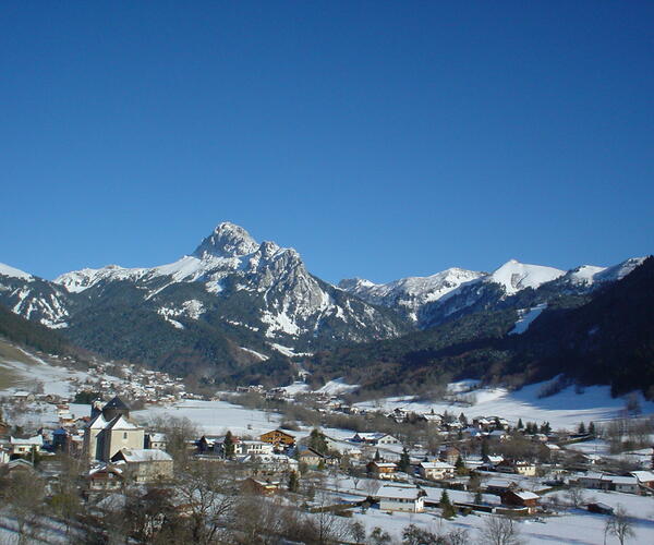 Alpes : Raquettes et bien-être au pays du Léman