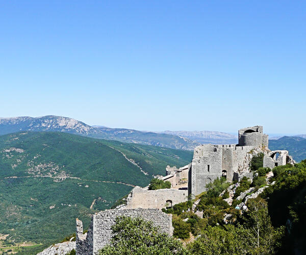 Pyrénées : Le Pays Cathare