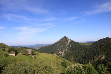 Ardèche : Les monts d'Ardèche et ligne de partage des eaux