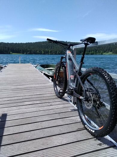 La Haute Loire Méridionale en Vélo à Assistance Electrique