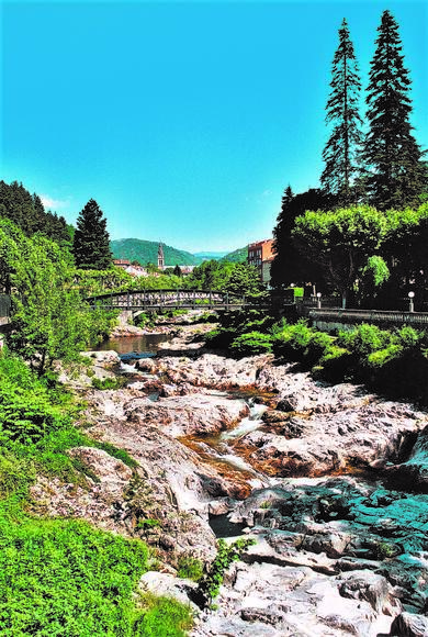 Ardèche : Randonnée et bien-être à Vals les Bains en hôtel 2 ou 3***